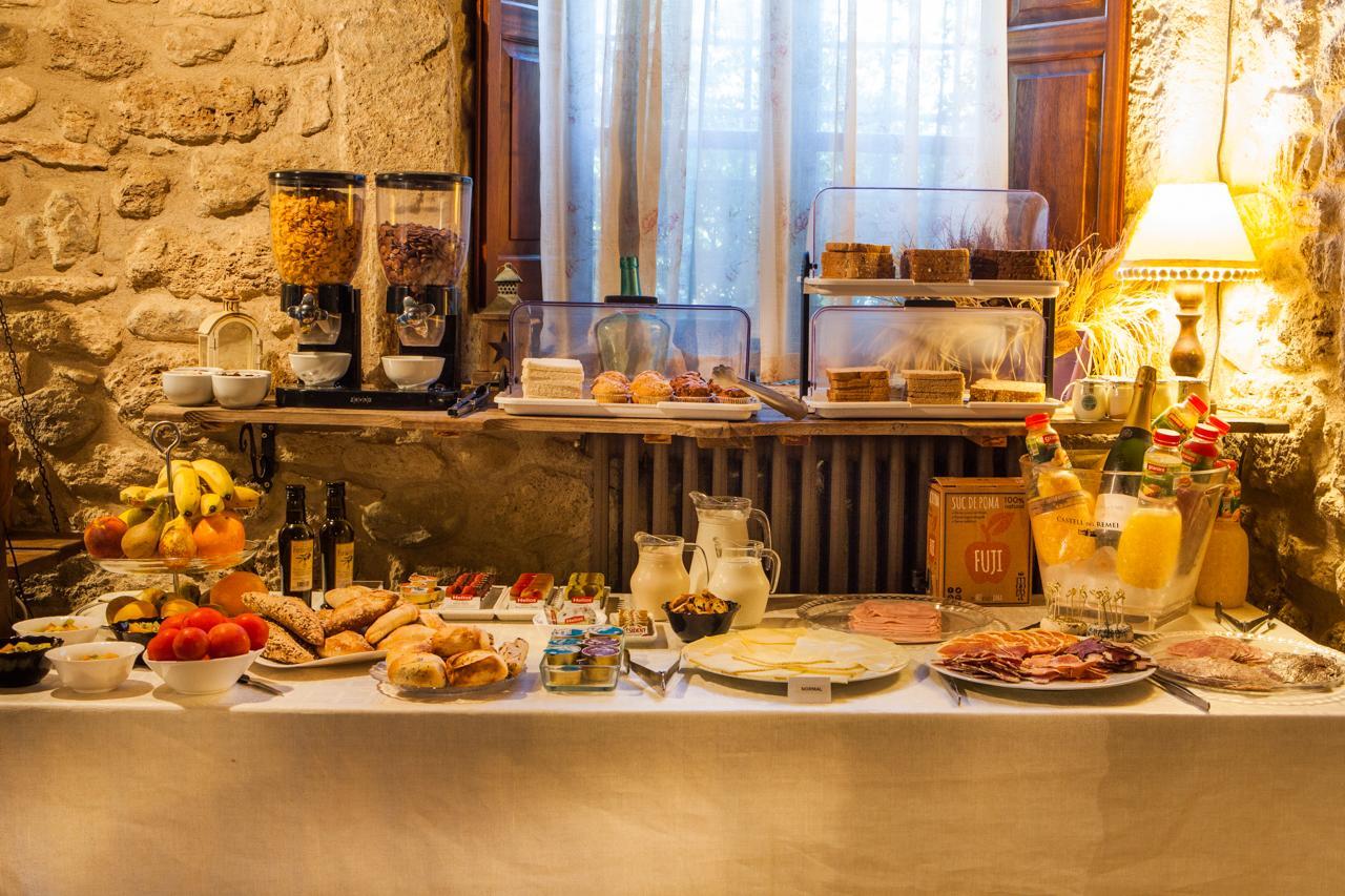 Mil Estrelles Villa Cornella de Terri Ngoại thất bức ảnh