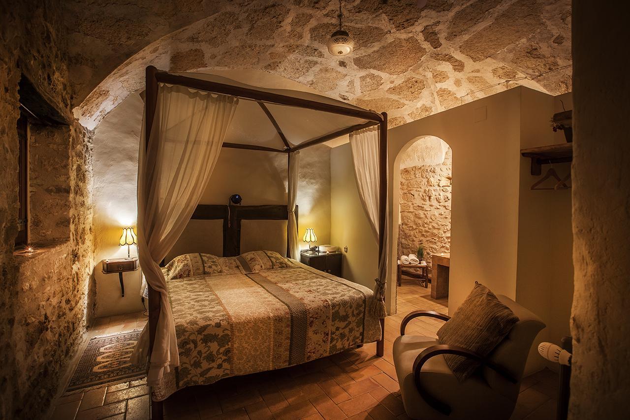 Mil Estrelles Villa Cornella de Terri Ngoại thất bức ảnh
